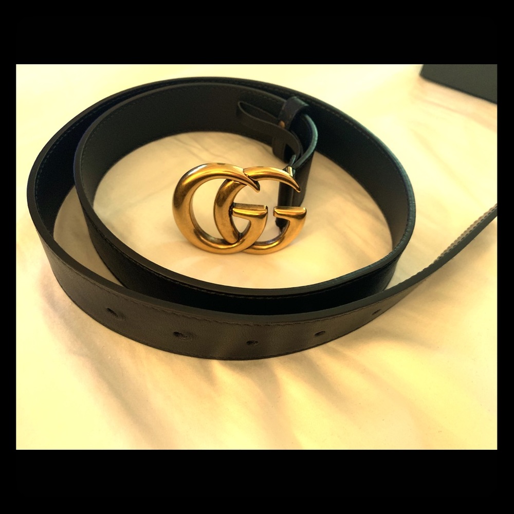 Women’s gucci belt double g